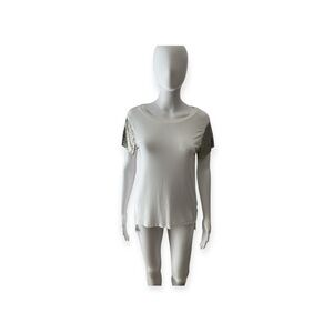 MICHAEL Michael Kors White High-Low T-shirt with Metallic Sequin Sleeves…